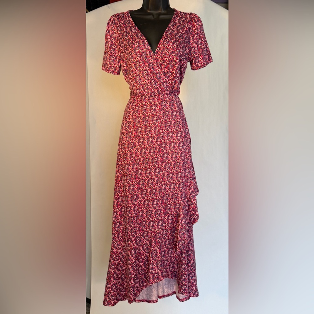 NWT Petite Floral Pink Midi Dress from Short Story